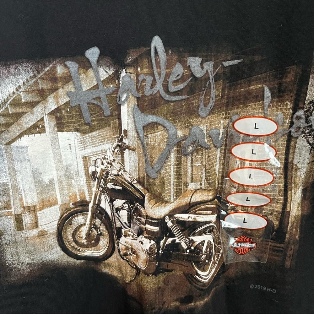 Harley-Davidson Black Motorcycle Graphic Tee - Picture 7 of 10